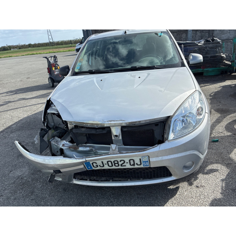 DACIA SANDERO 1 1.5 DCI - 8V TURBO Photo n°11