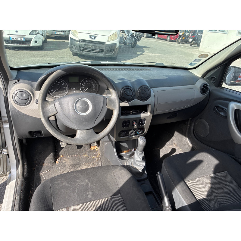 DACIA SANDERO 1 1.5 DCI - 8V TURBO Photo n°17