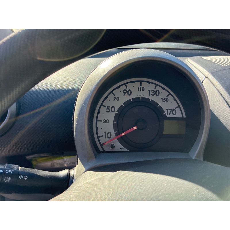 PEUGEOT 107 PHASE 2 1.0i - 12V Photo n°8