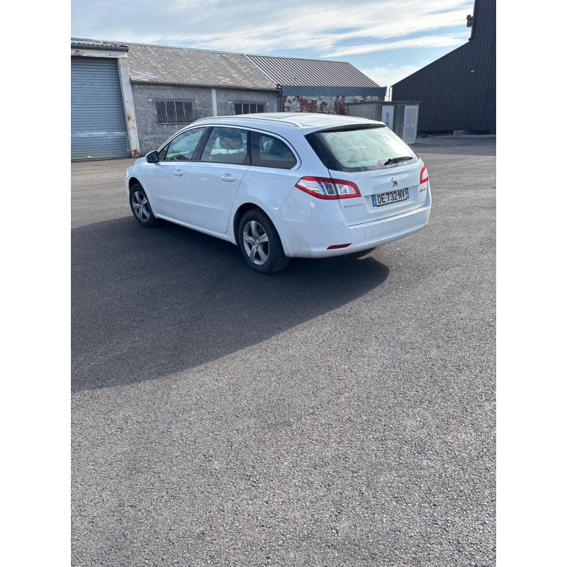 PEUGEOT 508 1 SW PHASE 1 BREAK 2.0 HDI - 16V TURBO Photo n°3