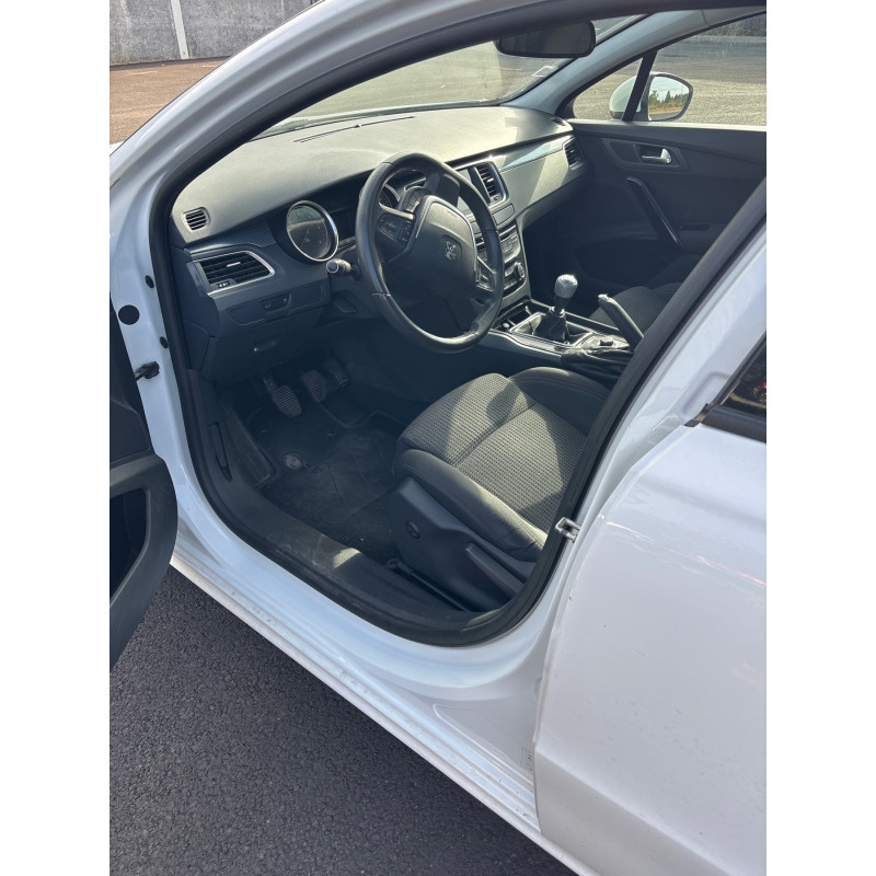PEUGEOT 508 1 SW PHASE 1 BREAK 2.0 HDI - 16V TURBO Photo n°7