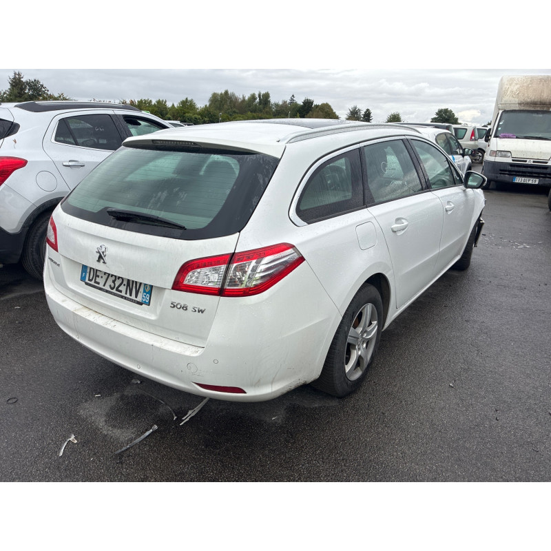 PEUGEOT 508 1 SW PHASE 1 BREAK 2.0 HDI - 16V TURBO Photo n°15