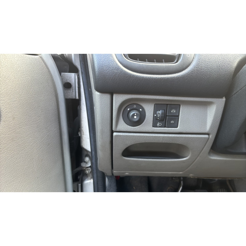 Etrier avant gauche (freinage) CITROEN XSARA PICASSO Photo n°16