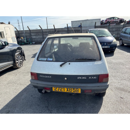 PEUGEOT 205 PHASE 2 1.8D - 8V Photo n°1