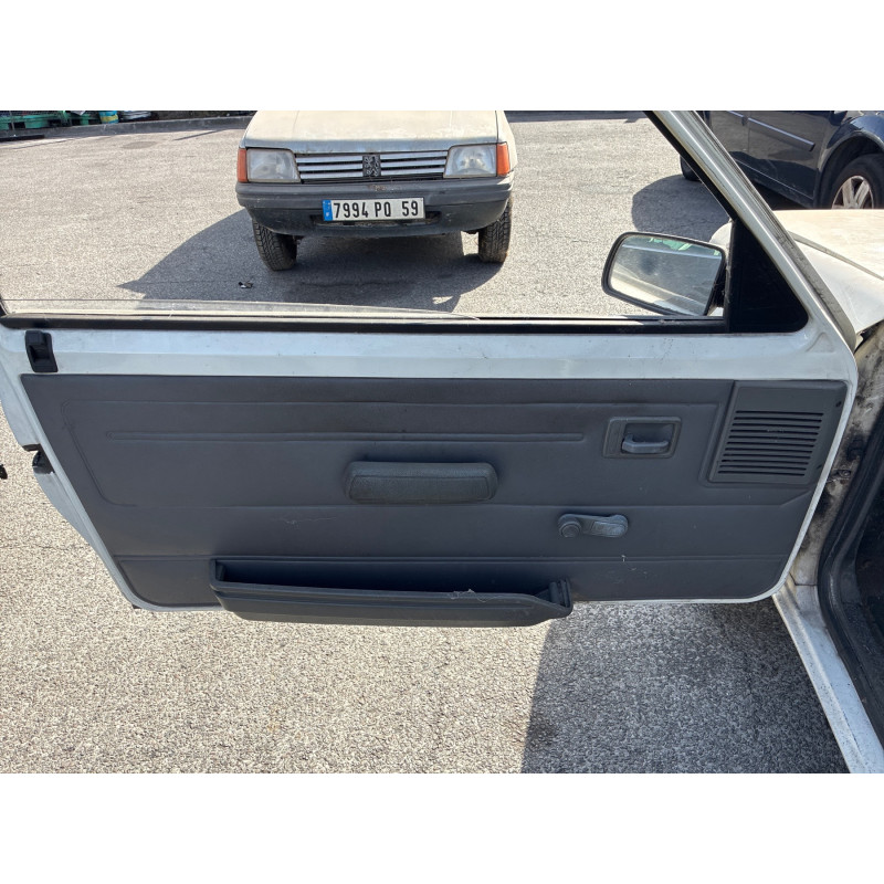 PEUGEOT 205 PHASE 2 1.8D - 8V Photo n°13