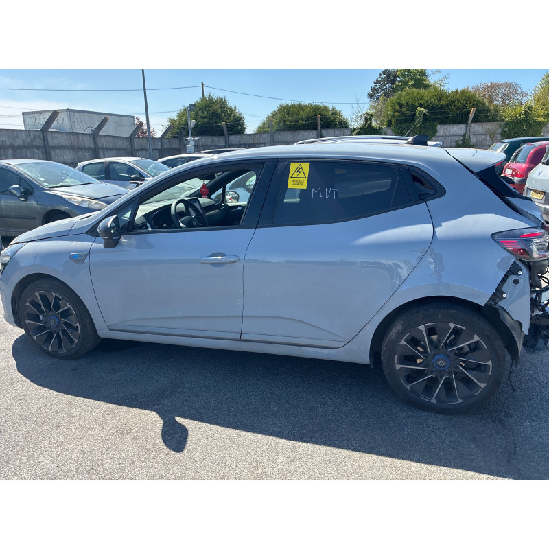 RENAULT CLIO 5 PHASE 2 1.6i - 16V SCE 145 E-TECH Photo n°16