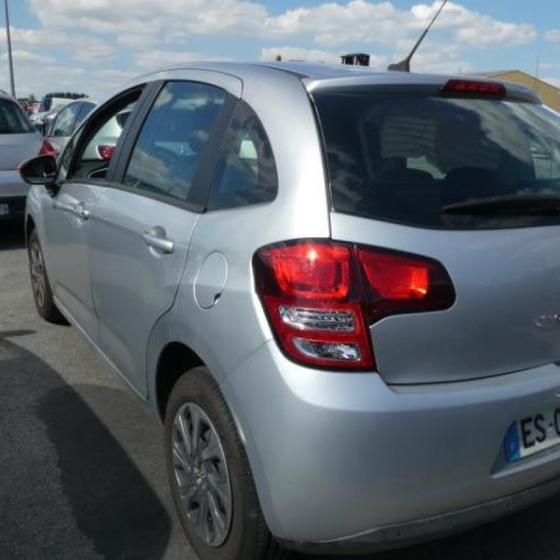 Bloc ABS (freins anti-blocage) CITROEN C3 2 Photo n°7
