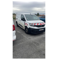 Arret de porte avant droit PEUGEOT PARTNER 3
