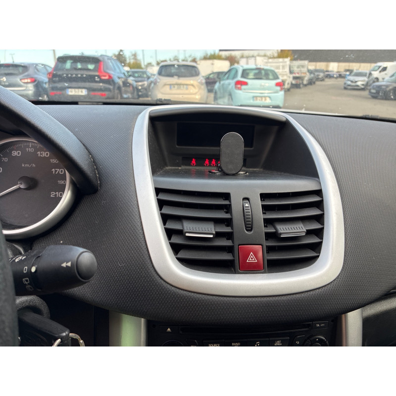 PEUGEOT 207 PHASE 2 1.4i - 8V Photo n°8