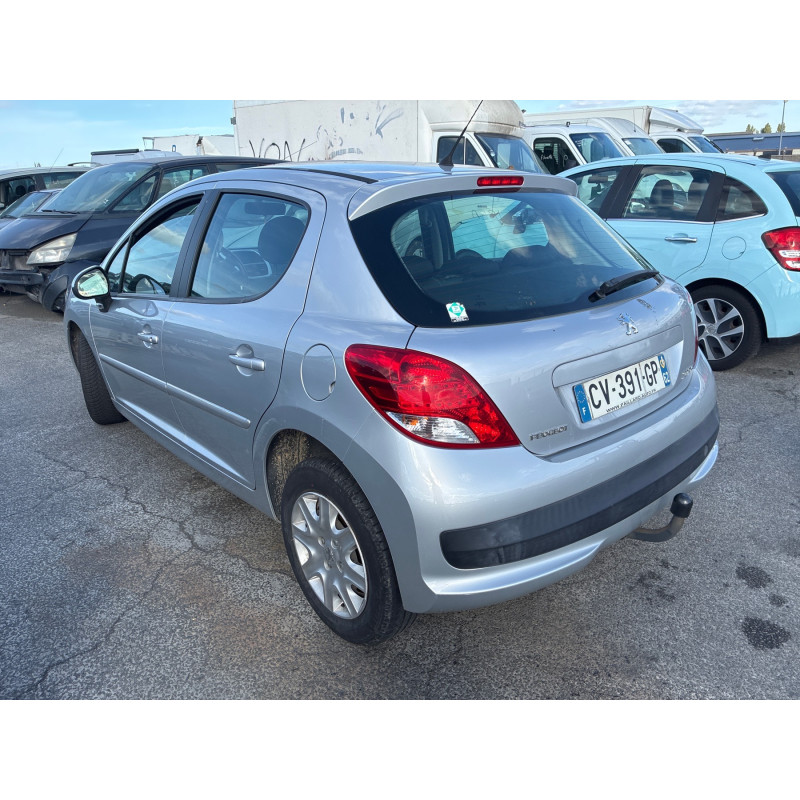 PEUGEOT 207 PHASE 2 1.4i - 8V Photo n°12