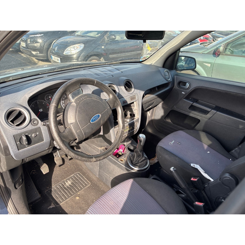 FORD FUSION PHASE 2 1.4 TDCI - 8V TURBO Photo n°9
