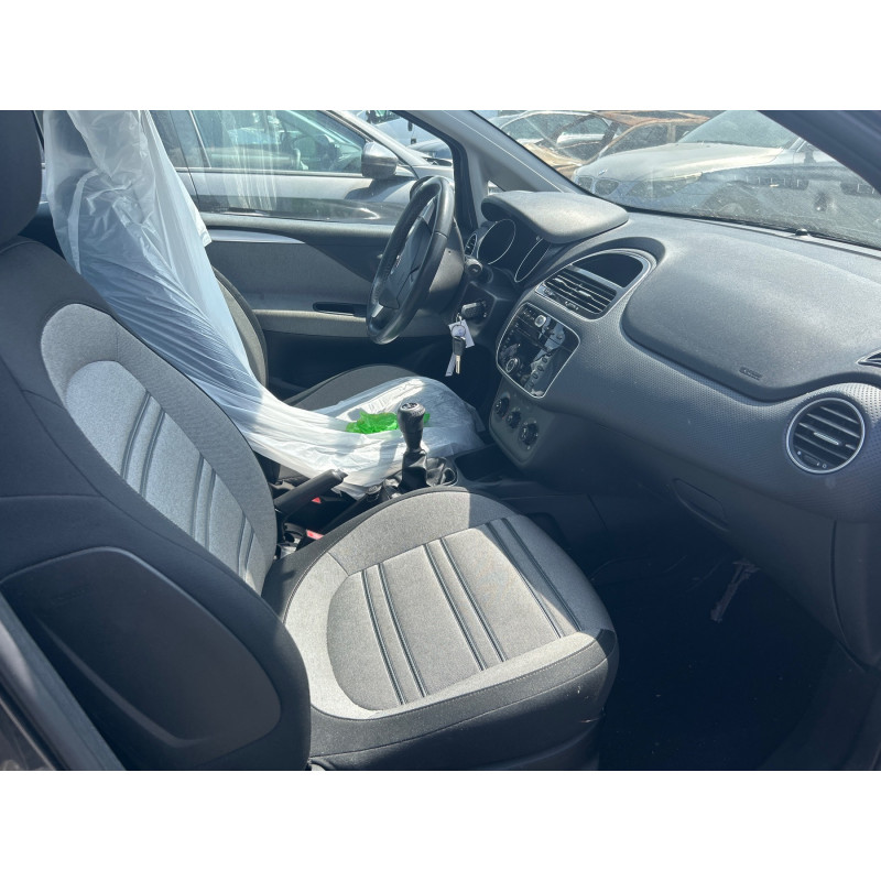 FIAT PUNTO EVO 3 1.3 JTD - 16V TURBO MULTIJET Photo n°7