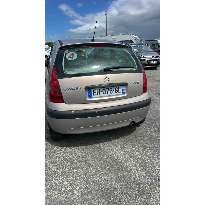 CITROEN C3 1 PHASE 1 1.6i - 16V Photo n°2