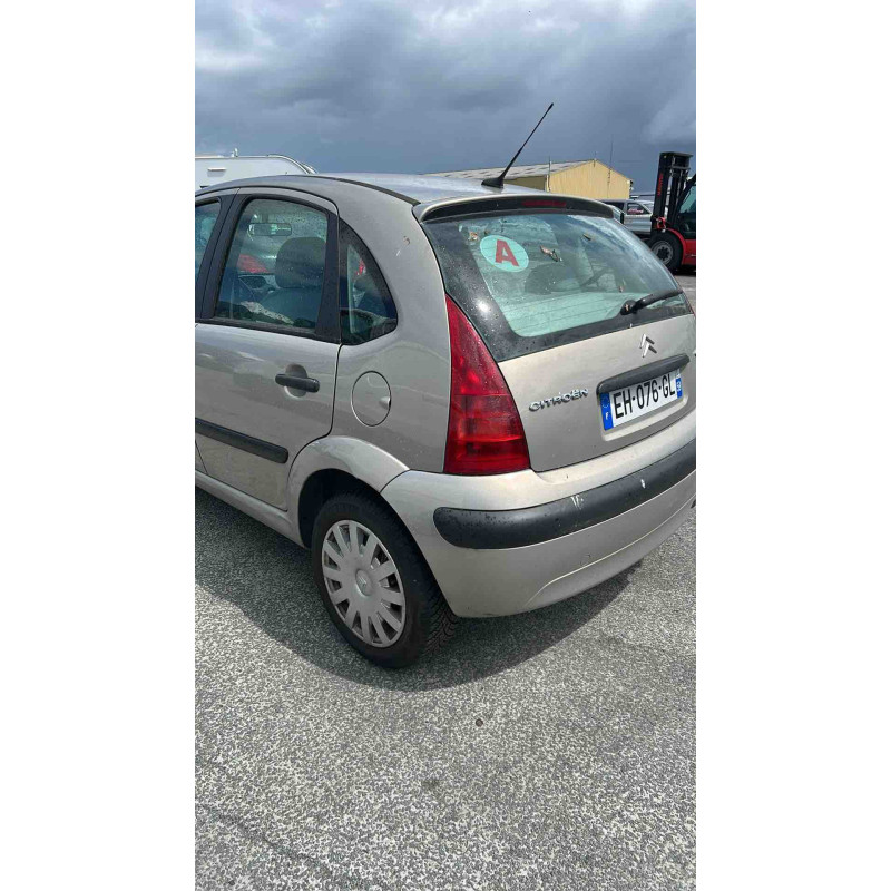 CITROEN C3 1 PHASE 1 1.6i - 16V Photo n°4