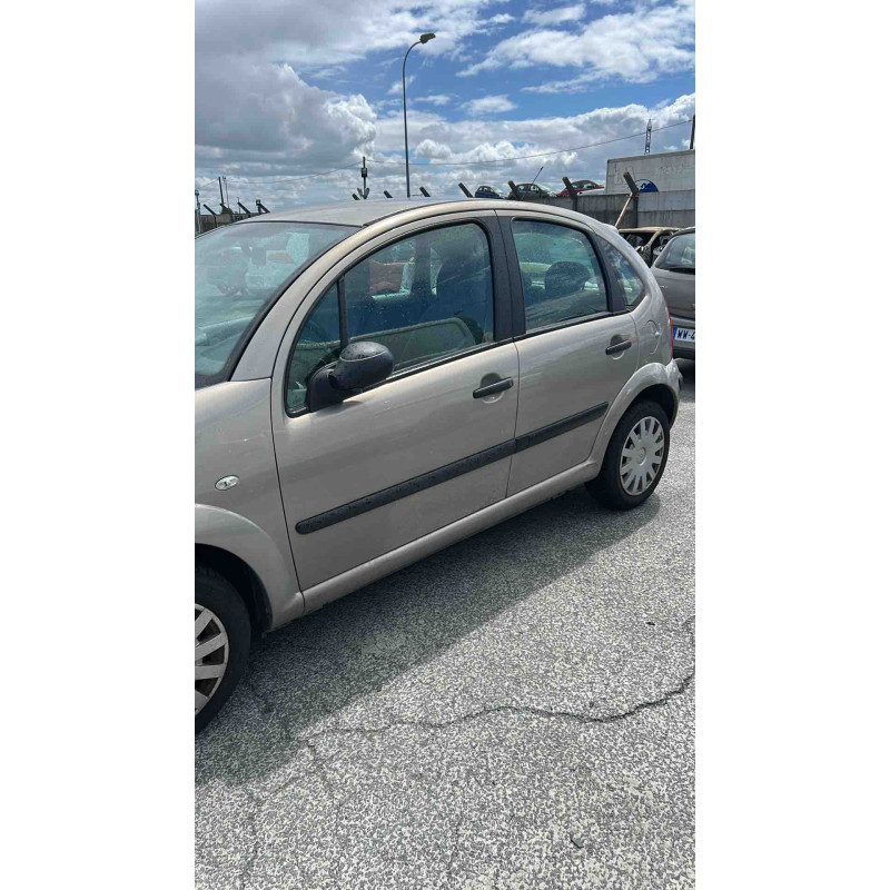 CITROEN C3 1 PHASE 1 1.6i - 16V Photo n°7