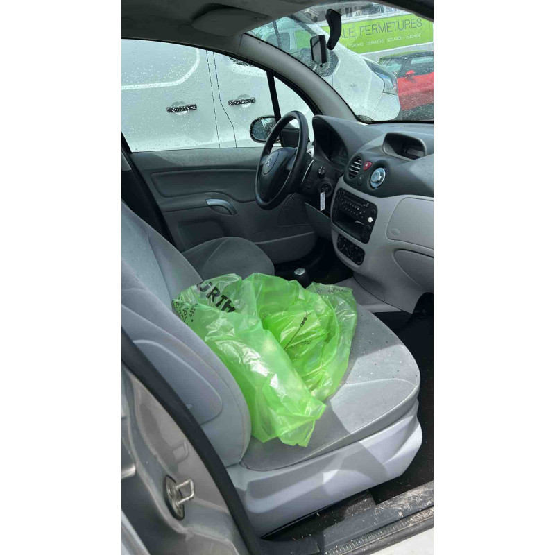 CITROEN C3 1 PHASE 1 1.6i - 16V Photo n°12
