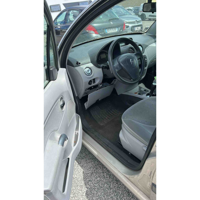 CITROEN C3 1 PHASE 1 1.6i - 16V Photo n°15