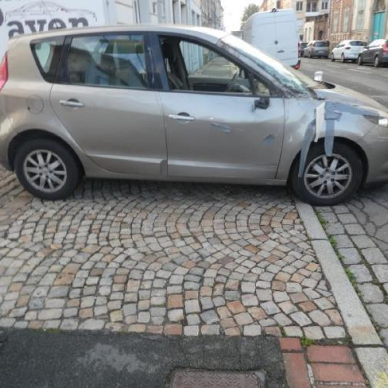 Demarreur RENAULT SCENIC 3 Photo n°4
