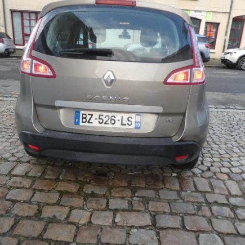 Demarreur RENAULT SCENIC 3 Photo n°5