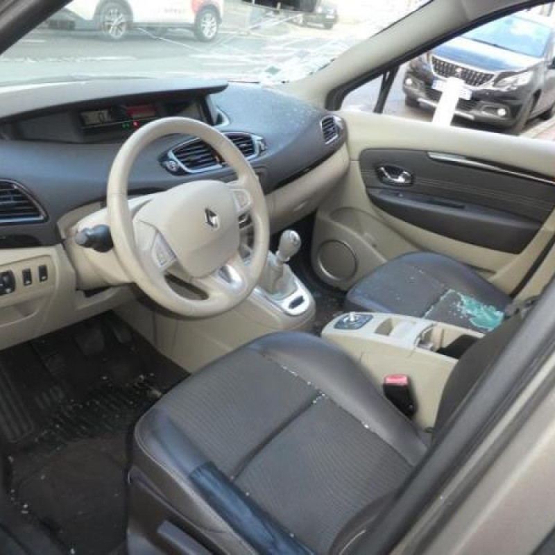 Demarreur RENAULT SCENIC 3 Photo n°7