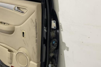Porte arriere gauche MERCEDES CLASSE B 245