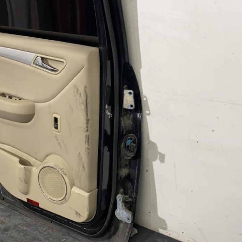 Porte arriere gauche MERCEDES CLASSE B 245 Photo n°4