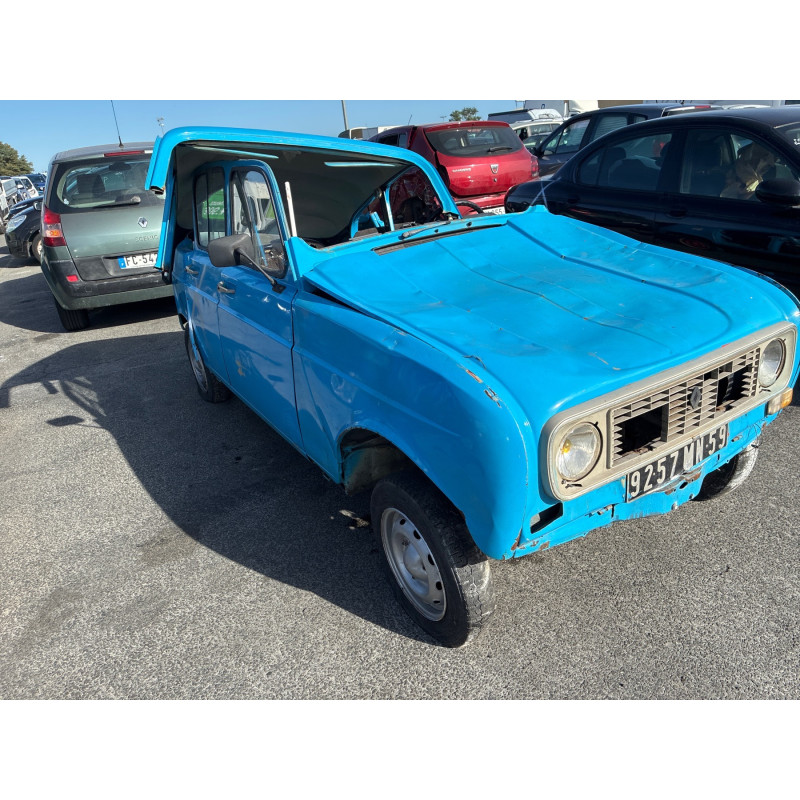 Vitre arriere droit RENAULT R4 Photo n°7