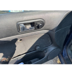 Pretensionneur de ceinture avant gauche VOLKSWAGEN GOLF 4