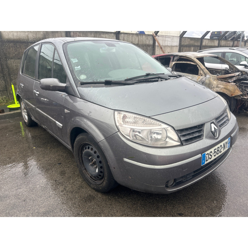 RENAULT SCENIC 2 PHASE 1 1.9 DCI - 8V TURBO Photo n°3