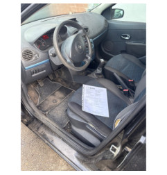 RENAULT CLIO 3 PHASE 1 1.2i - 16V Photo n°1