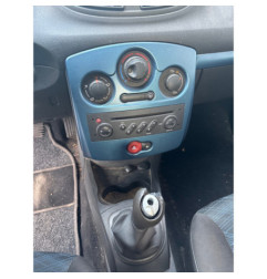 RENAULT CLIO 3 PHASE 1 1.2i - 16V