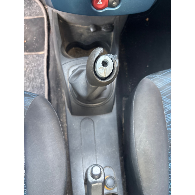RENAULT CLIO 3 PHASE 1 1.2i - 16V Photo n°7
