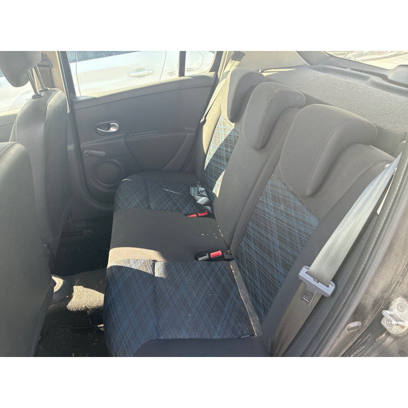 RENAULT CLIO 3 PHASE 1 1.2i - 16V Photo n°20