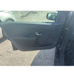 RENAULT CLIO 3 PHASE 1 1.2i - 16V