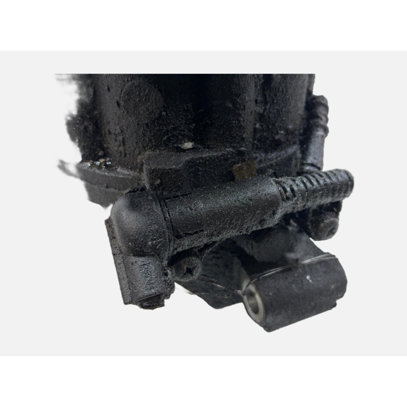Compresseur clim BMW SERIE 3 E46 Photo n°2