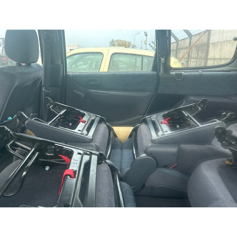 RENAULT ESPACE 3 2.2 TD - 12V TURBO Photo n°9