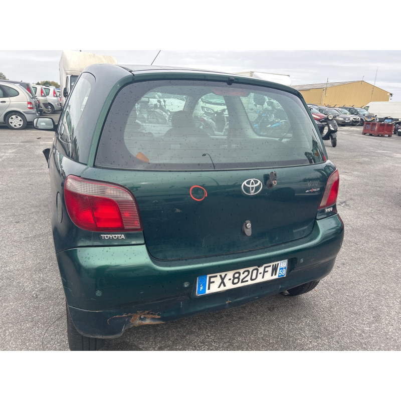 TOYOTA YARIS 1 PHASE 1 1.0i - 16V Photo n°11