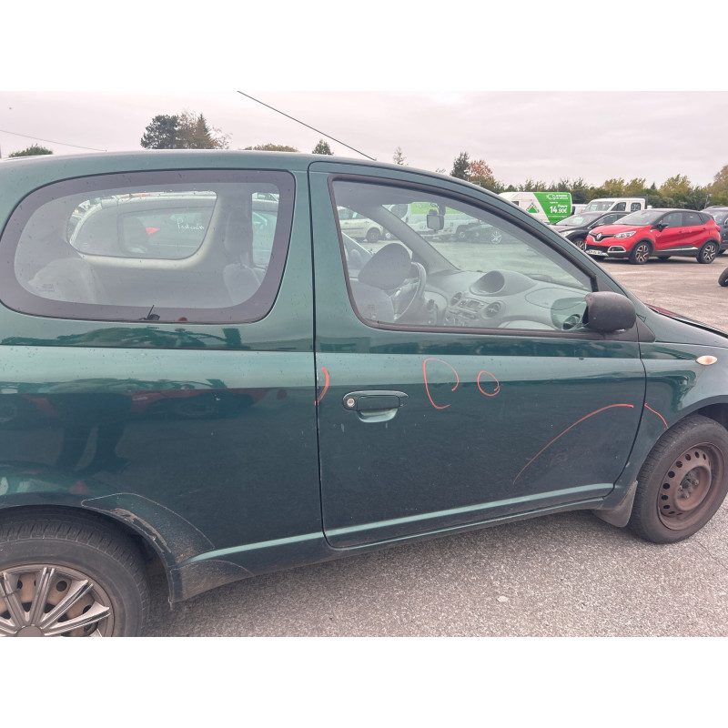 TOYOTA YARIS 1 PHASE 1 1.0i - 16V Photo n°12