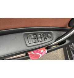 Pretensionneur de ceinture avant gauche BMW SERIE 1 E87