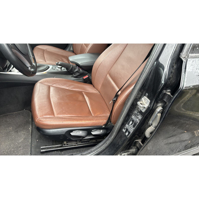 Pretensionneur de ceinture avant droit BMW SERIE 1 E87 Photo n°19