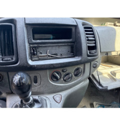 Vitre avant gauche RENAULT TRAFIC 2