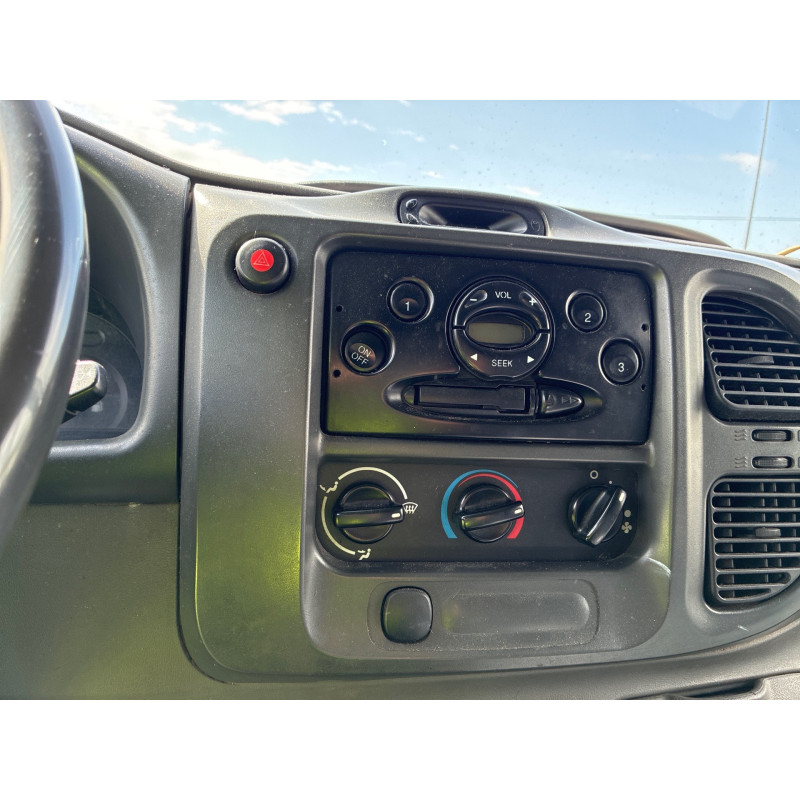 Trappe d'essence FORD TRANSIT 3 Photo n°15