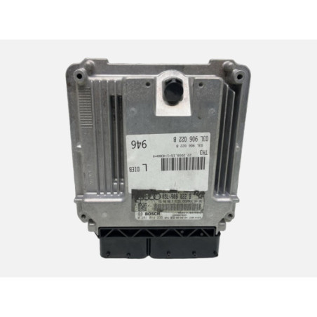 Calculateur moteur AUDI A4 3 Photo n°1
