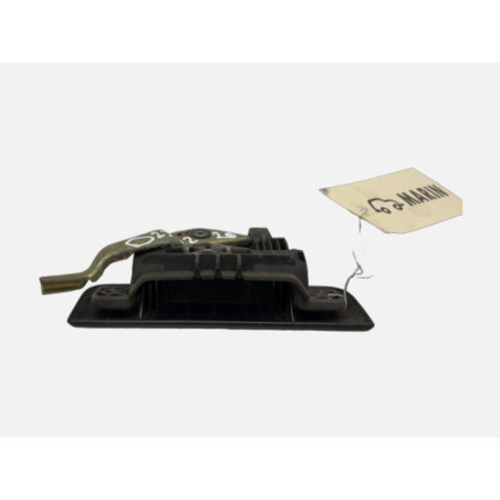 Poignee porte arriere gauche PEUGEOT 106