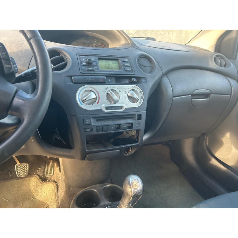 TOYOTA YARIS 1 PHASE 2 1.4 D4D - 8V TURBO Photo n°9