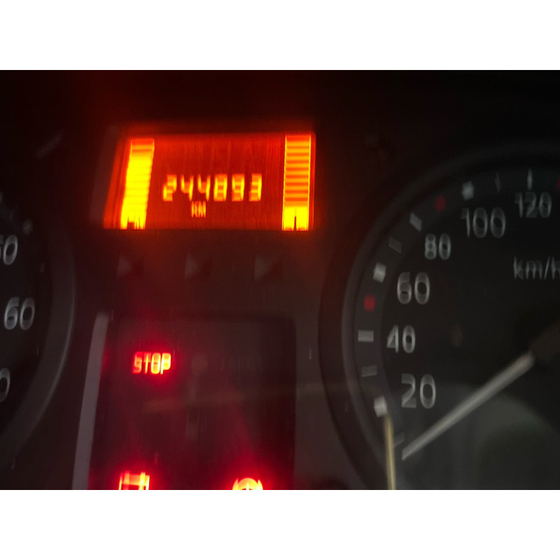 RENAULT CLIO 2 PHASE 2 1.5 DCI - 8V TURBO Photo n°5
