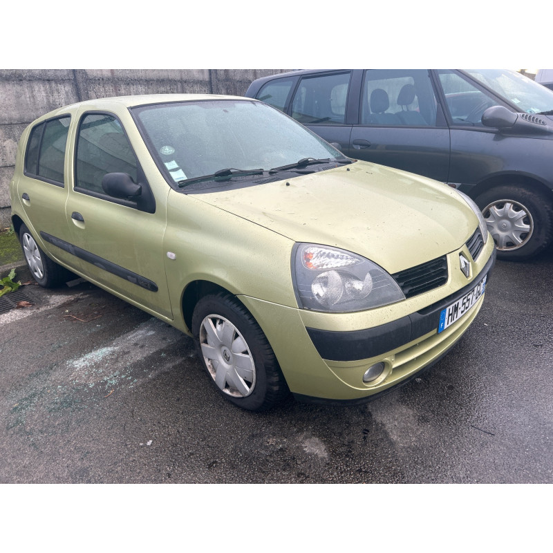 RENAULT CLIO 2 PHASE 2 1.5 DCI - 8V TURBO Photo n°9