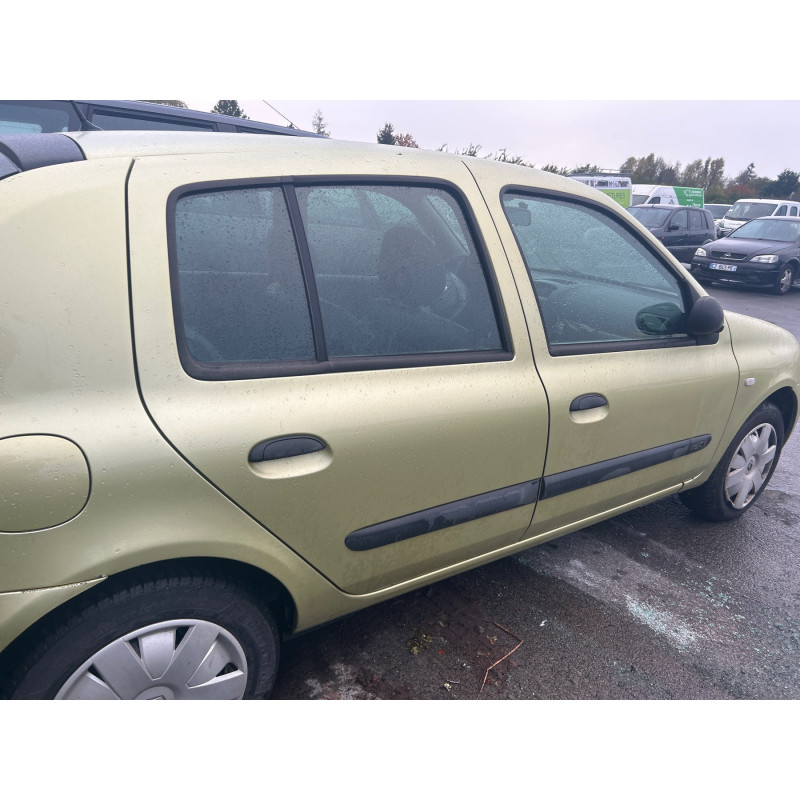 RENAULT CLIO 2 PHASE 2 1.5 DCI - 8V TURBO Photo n°14