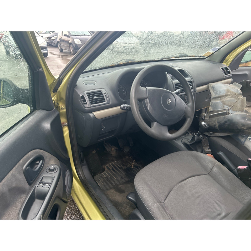 RENAULT CLIO 2 PHASE 2 1.5 DCI - 8V TURBO Photo n°15