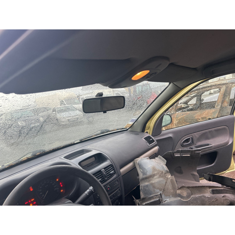 RENAULT CLIO 2 PHASE 2 1.5 DCI - 8V TURBO Photo n°16